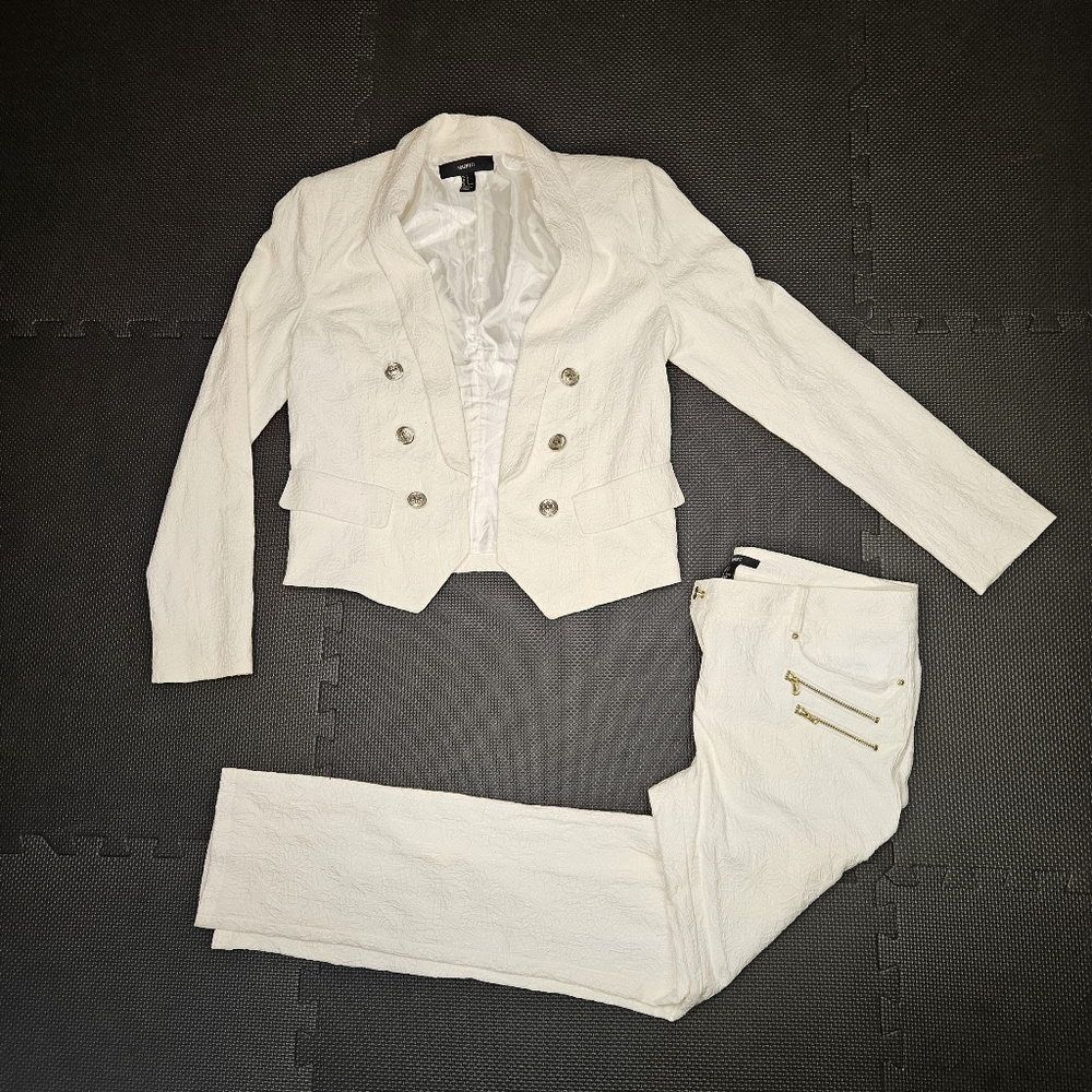 Forever 21 White 2 Piece Suit Set With Floral Detail